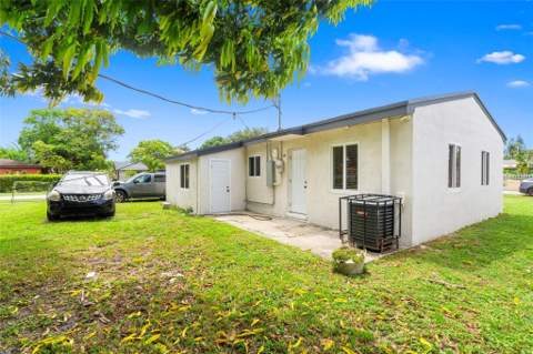 2941 NW 151st Terrace, Opa Locka FL - photo 6 of 29