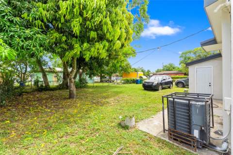 2941 NW 151st Terrace, Opa Locka FL - photo 7 of 29