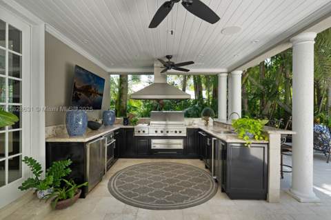 7360 SW 164th St, Palmetto Bay FL - photo 13 of 47