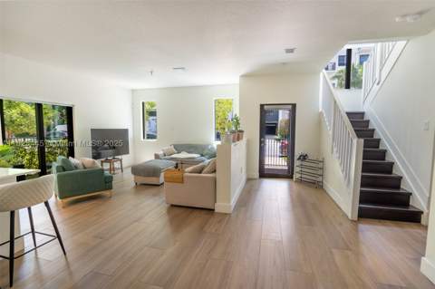 4269 NW 83rd Path, Doral FL - photo 14 of 50