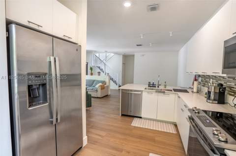 4269 NW 83rd Path, Doral FL - photo 9 of 50