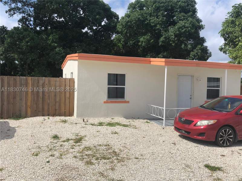 2 bedroom SingleFamilyResidence at 15960 NW 20th Ave, Bunche Park, Miami Gardens — photo 3