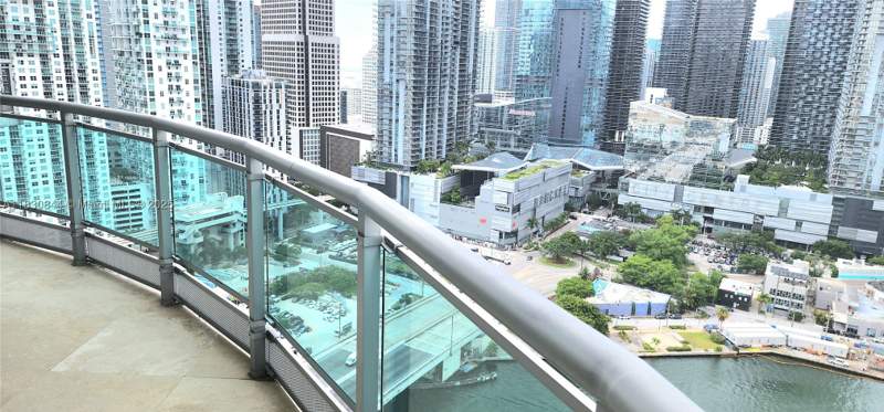 2 bedroom Condominium at 350 S Miami Ave 3214, Wind Condo, Miami — photo 2