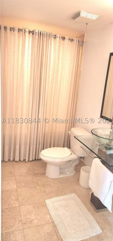 350 S Miami Ave 3214, Miami FL - photo 9 of 56