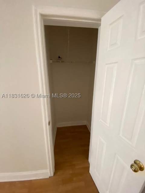 1227 Euclid Ave 6, Miami Beach FL - photo 11 of 24