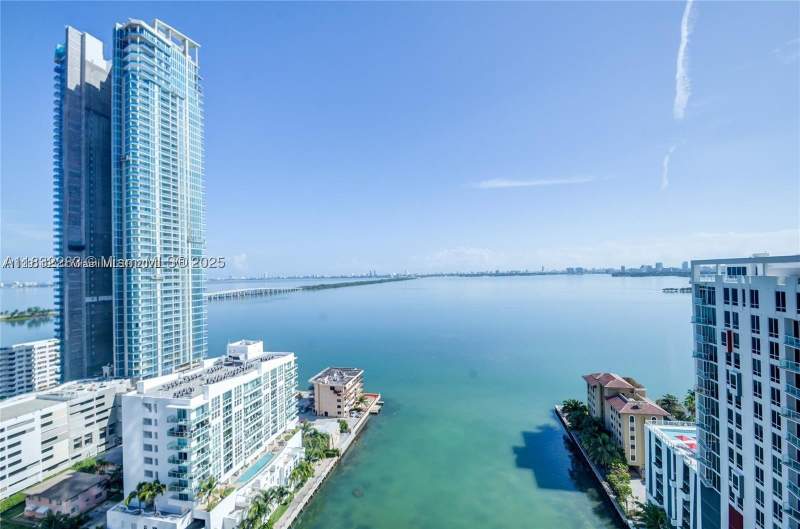 2 bedroom Condominium at 460 NE 28th St 2106, Icon Bay Condo, Miami — photo 3