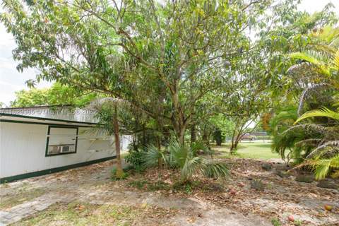 20350 SW 182nd Ave, Miami FL - photo 21 of 27