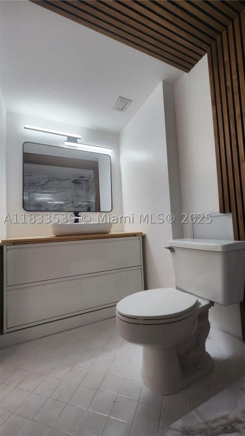 18051 Biscayne Blvd 1705, Aventura FL - photo 19 of 37