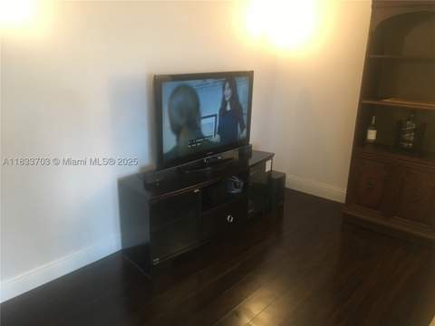 1750 NE 115th St 608, Miami FL - photo 9 of 12