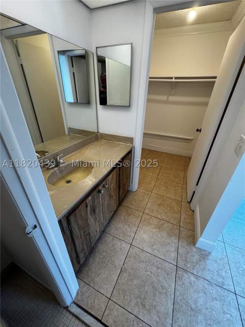 10875 SW 112th Ave 206, Miami FL - photo 10 of 13