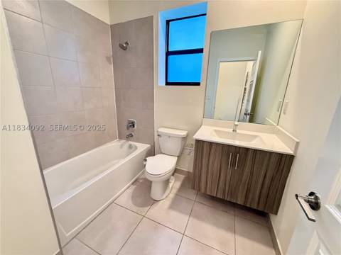 15842 NW 91 Ct 15842, Miami Lakes FL - photo 12 of 32