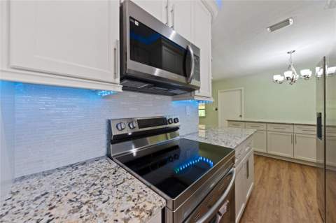 2071 NE 180th Street, North Miami Beach FL - photo 13 of 40