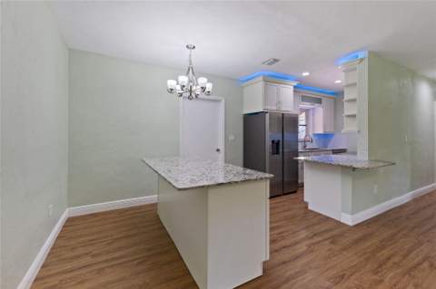 2071 NE 180th Street, North Miami Beach FL - photo 8 of 40