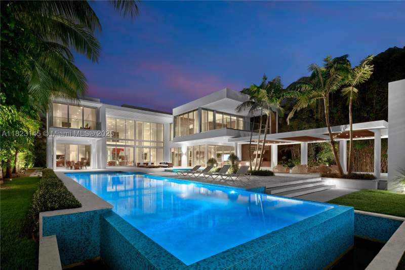 9 bedroom SingleFamilyResidence at 30 Palm Ave, Palm Island, Miami Beach — photo 5