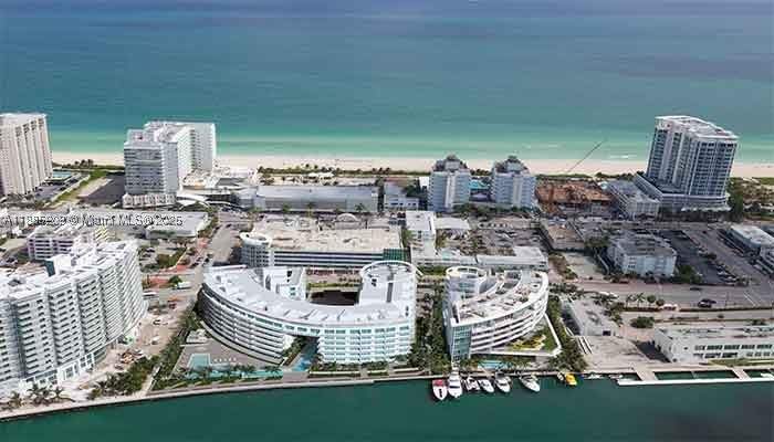 2 bedroom Condominium at 6620 Indian Creek Dr 607, Peloro, Miami — photo 2