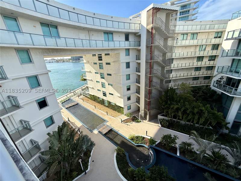 2 bedroom Condominium at 6620 Indian Creek Dr 607, Peloro, Miami — photo 3