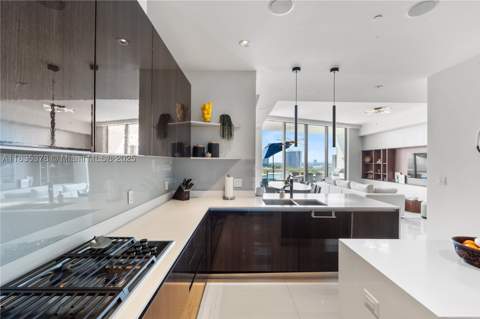 3250 NE 188th St Lph02, Aventura FL - photo 10 of 41