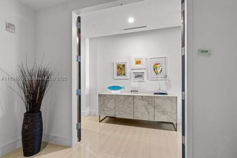 3250 NE 188th St 904, Aventura FL - photo 10 of 44