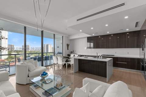 3250 NE 188th St 904, Aventura FL - photo 11 of 44