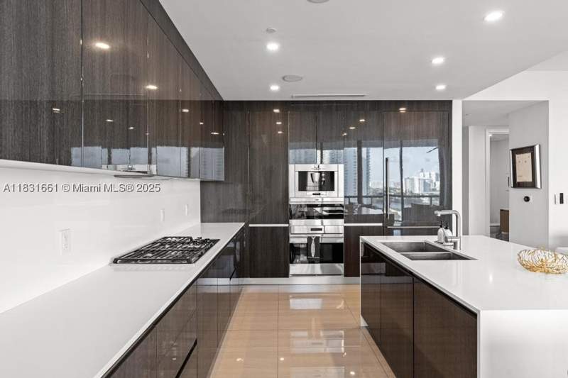 3 bedroom Condominium at 3250 NE 188th St 904, Echo Condo, Aventura — photo 2