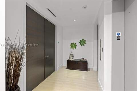 3250 NE 188th St 904, Aventura FL - photo 9 of 44