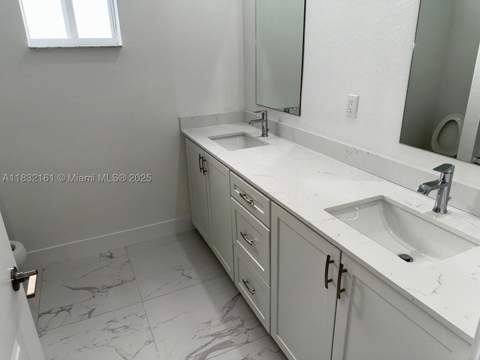 1828 NE 1st St, Homestead FL - photo 15 of 22