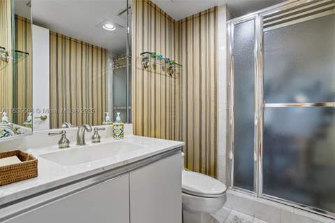 520 Brickell Key Dr A1404, Miami FL - photo 23 of 28