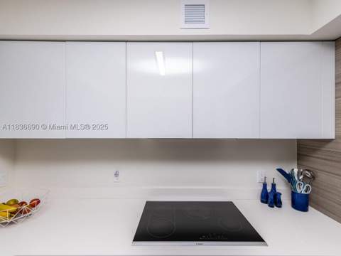 300 Sunny Isles Blvd 5-1605, Sunny Isles Beach FL - photo 17 of 74