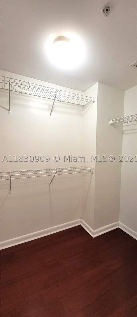 2000 N Bayshore Dr 509, Miami FL - photo 16 of 95