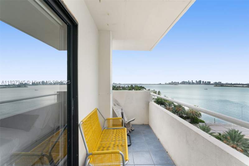 1 bedroom Condominium at 7904 West Dr 901, Bayshore Yacht & Tennis C, North Bay Village — photo 2