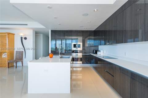 3250 NE 188th St 601, Aventura FL - photo 8 of 21