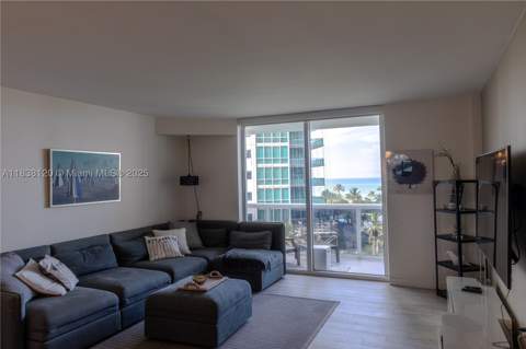 10275 Collins Ave 634, Bal Harbour FL - photo 15 of 36