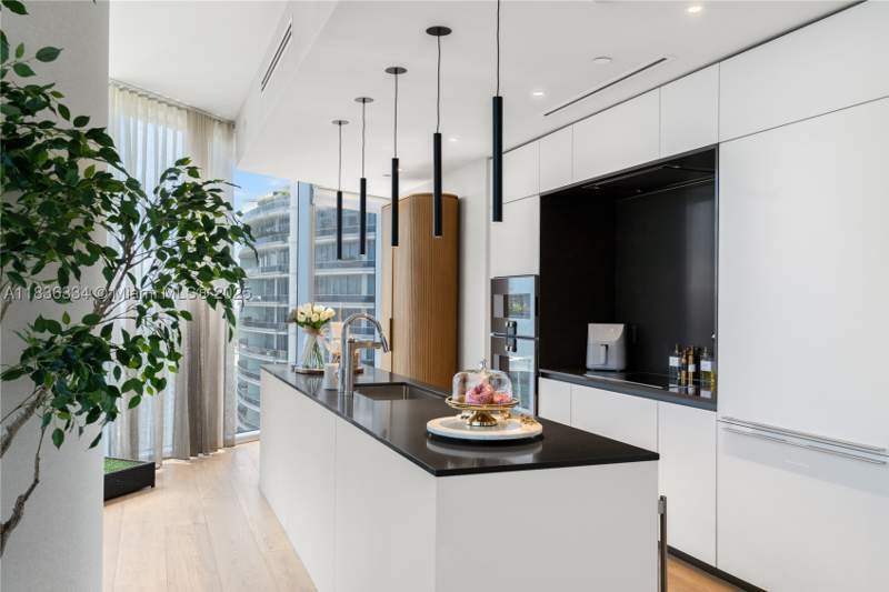 3 bedroom Condominium at 300 Biscayne Blvd way 4707, Aston Martin Residences, Miami — photo 3