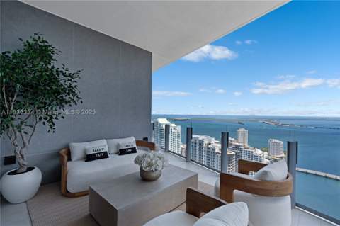 300 Biscayne Blvd way 4707, Miami FL - photo 8 of 21