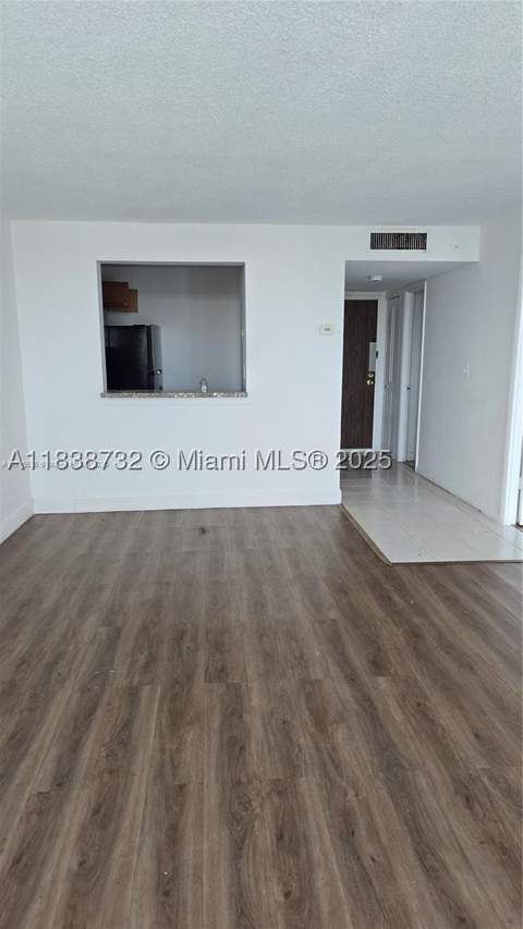 498 NW 165th St Rd D-407, Miami FL - photo 6 of 17
