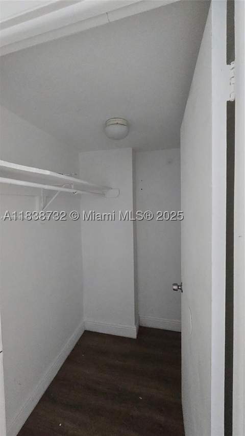 498 NW 165th St Rd D-407, Miami FL - photo 9 of 17