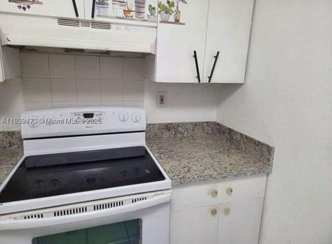 5755 W 20 Ave 206, Hialeah FL - photo 6 of 23