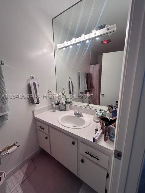 324 Poinciana Dr, Sunny Isles Beach FL - photo 22 of 74
