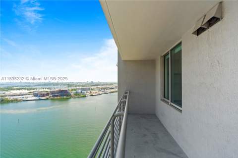 335 S Biscayne Blvd 3410, Miami FL - photo 9 of 68