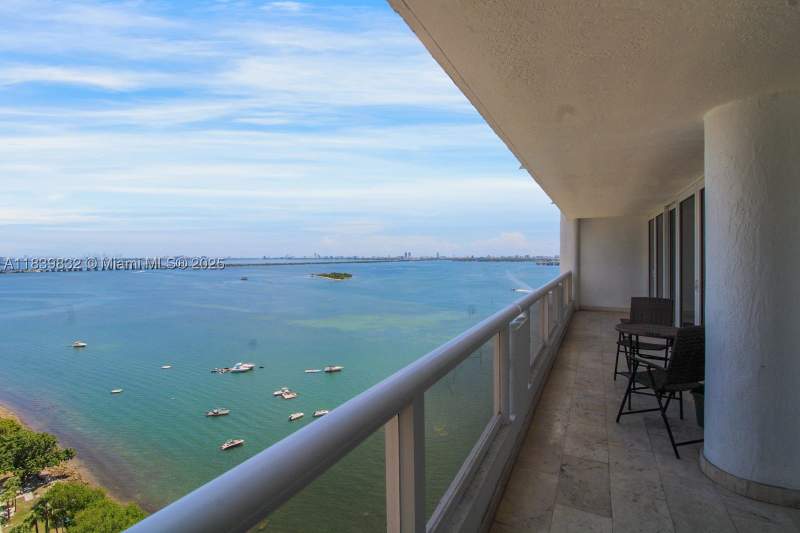 2 bedroom Condominium at 1717 N Bayshore Dr A-2635, Venetia Condo, Miami — photo 5