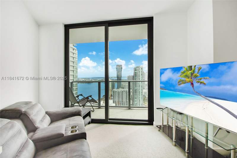1 bedroom Condominium at 501 NE 31st St 3607, Paraiso Bayviews Condo, Miami — photo 3