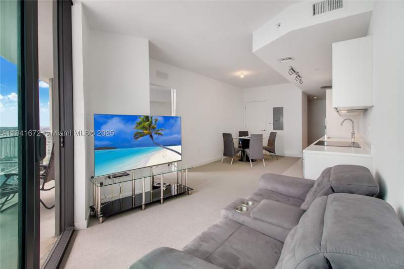 1 bedroom Condominium at 501 NE 31st St 3607, Paraiso Bayviews Condo, Miami — photo 5