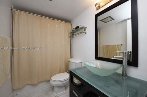 1045 10th St 907, Miami Beach FL - photo 10 of 22