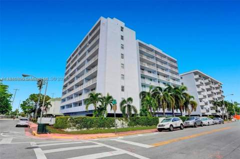 1045 10th St 907, Miami Beach FL - photo 17 of 22