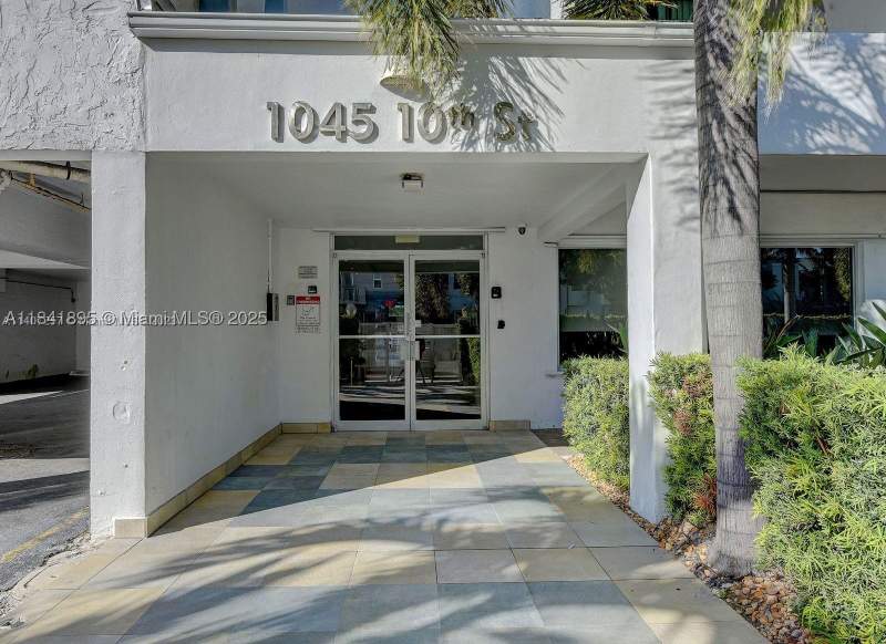 1 bedroom Condominium at 1045 10th St 907, The Park Gardens Condo, Miami Beach — photo 2