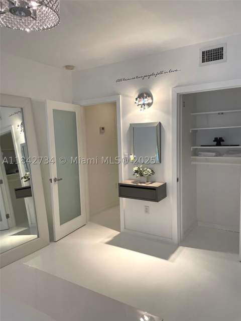 1616 Euclid Ave 14, Miami Beach FL - photo 13 of 21