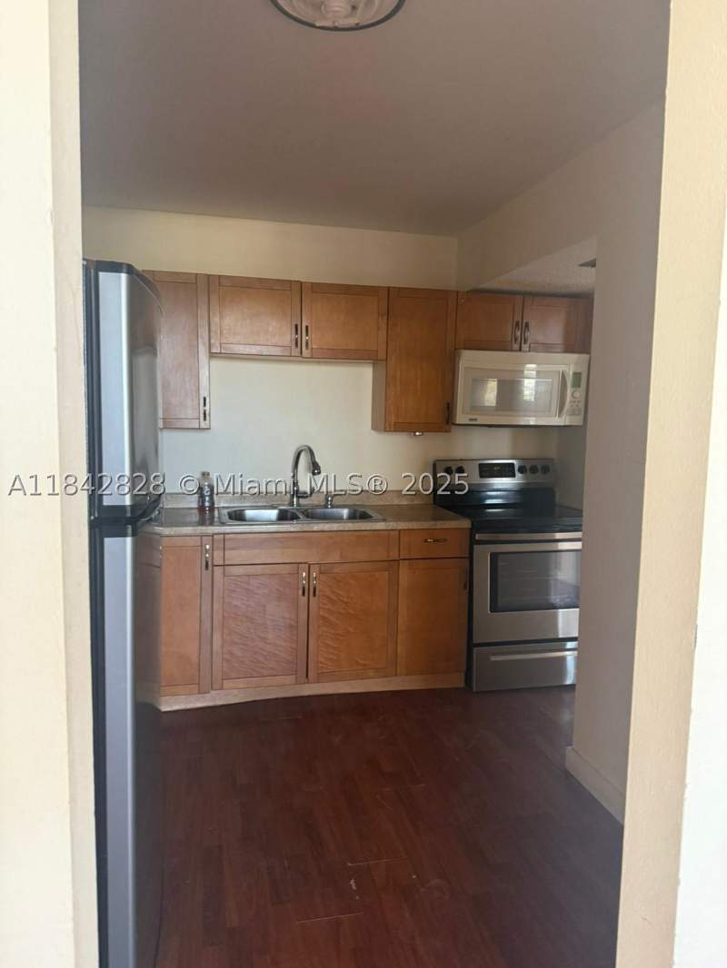 1 bedroom BoatSlip at 2025 NE 164th St 818, Crestview Towers Condo, North Miami Beach — photo 3