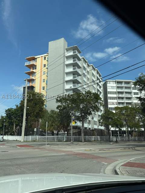 2025 NE 164th St 606, North Miami Beach FL - photo 15 of 18