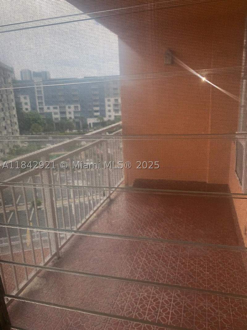 1 bedroom Condominium at 2025 NE 164th St 606, Crestview Towers Condo, North Miami Beach — photo 5