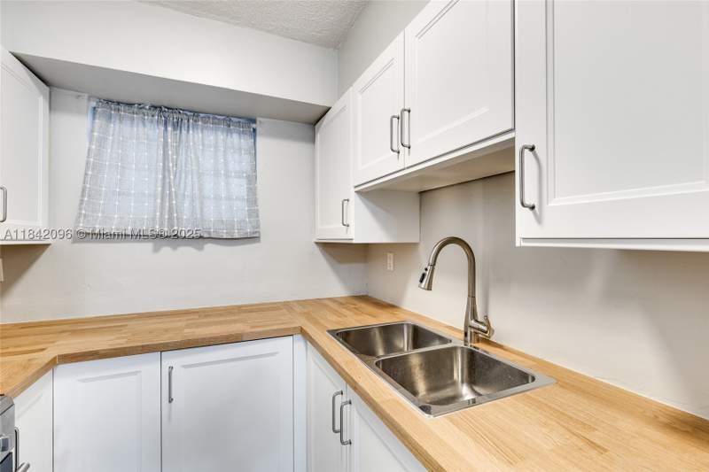 1 bedroom Condominium at 2465 SW 18th Avenue 3208, Grove Gardens Condo, Miami — photo 4